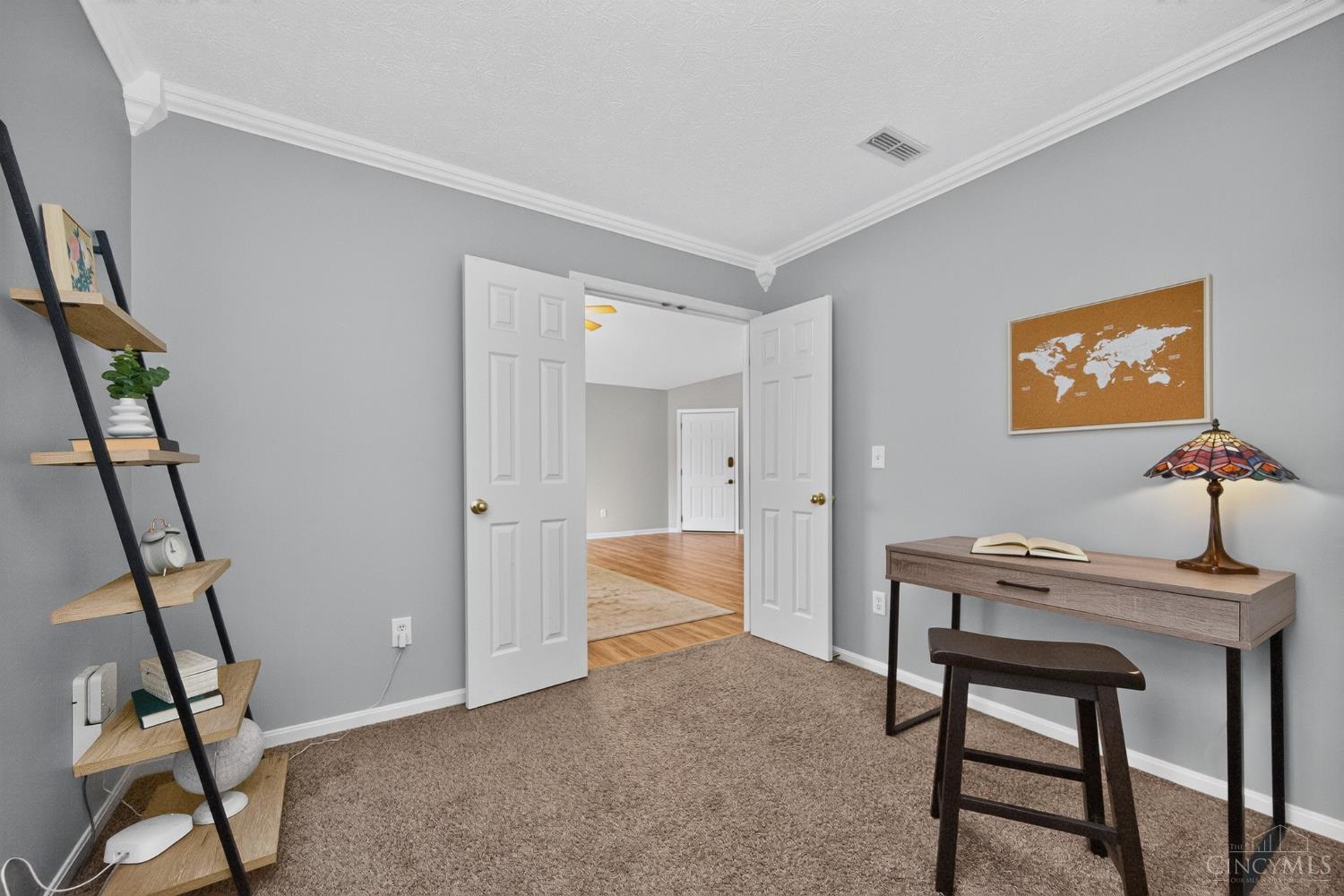 387 Hartford Court