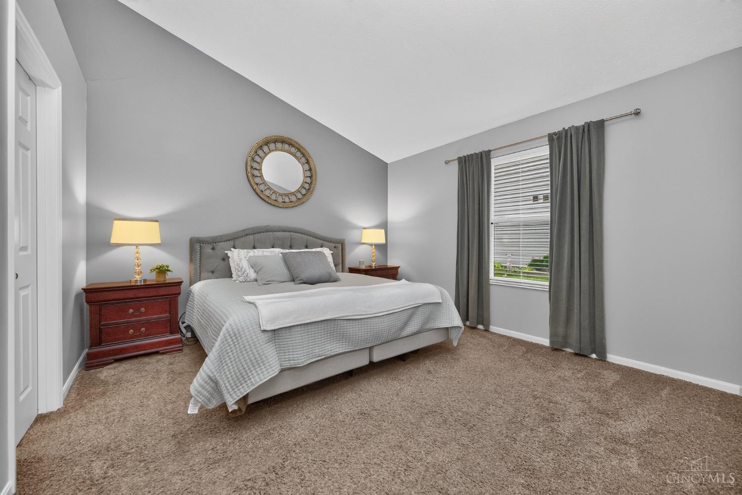 387 Hartford Court