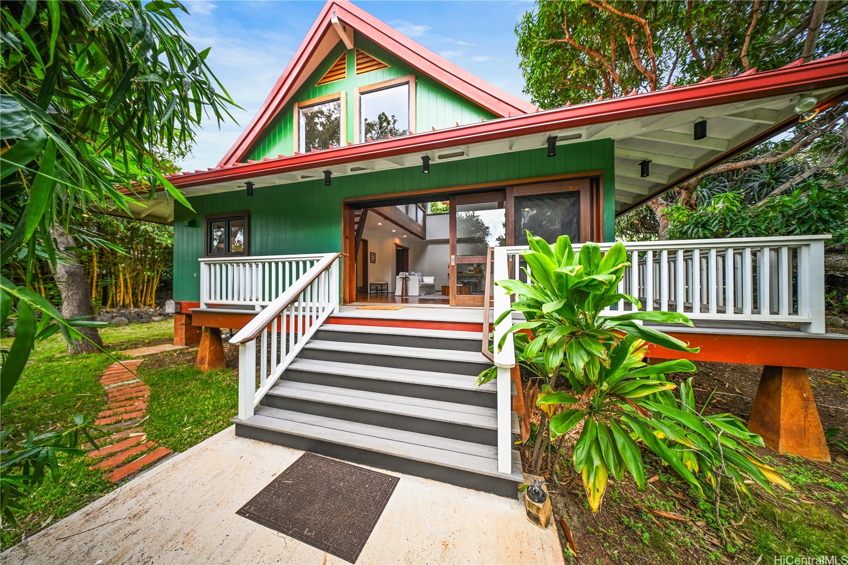 380 Portlock Road