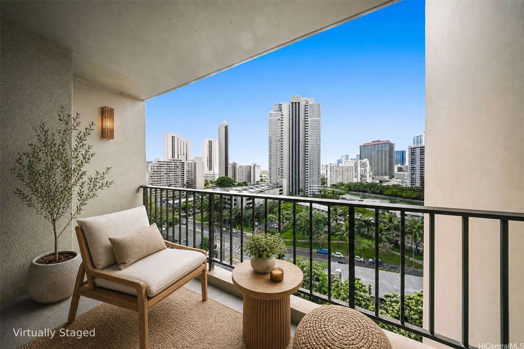411 Hobron Lane 1408