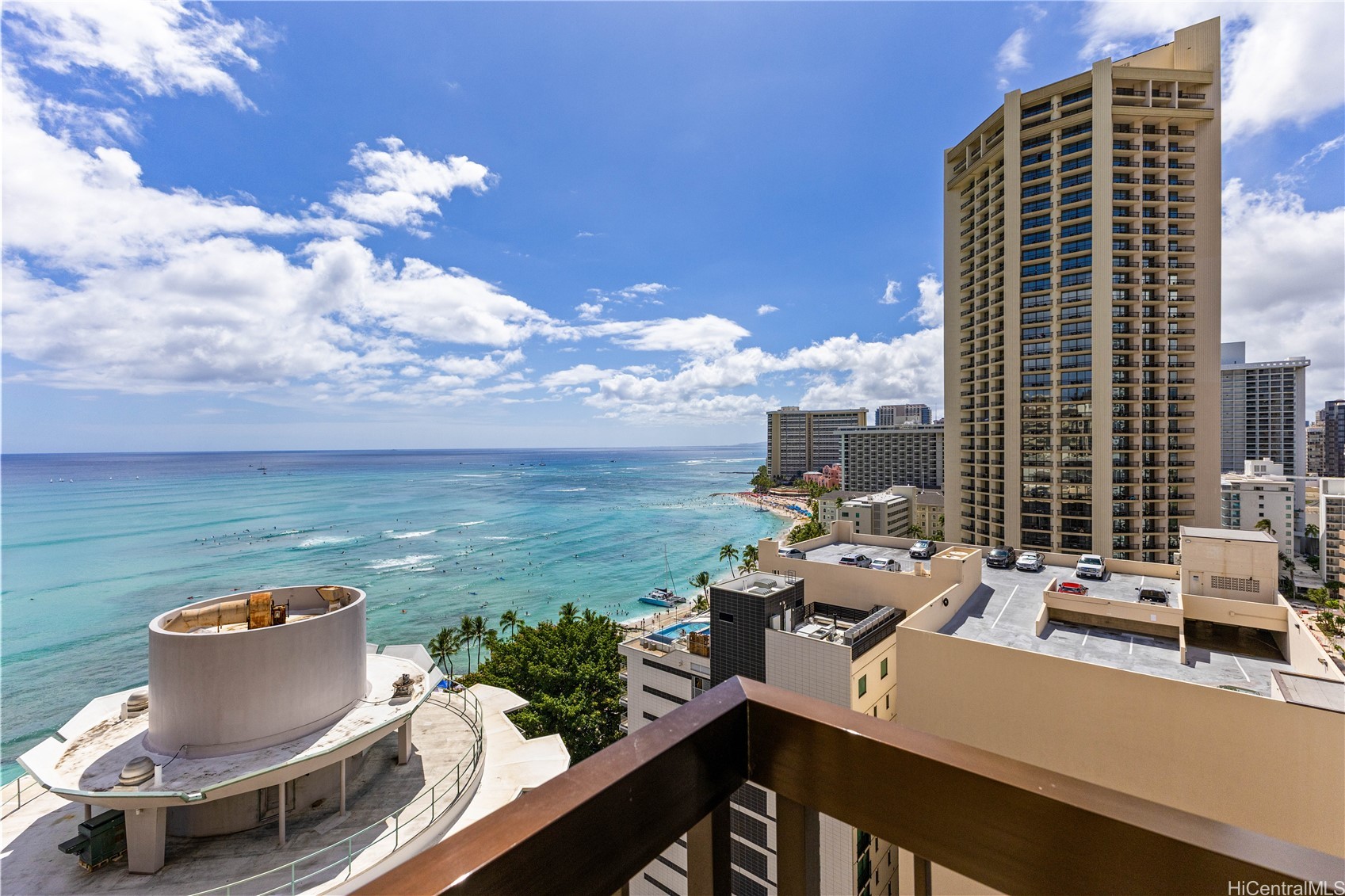 2470 Kalakaua Avenue 2004