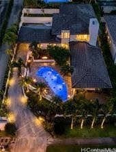 824 Ikena Place