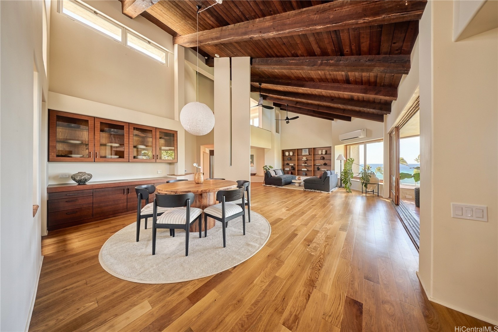 3210 Diamond Head Road 4