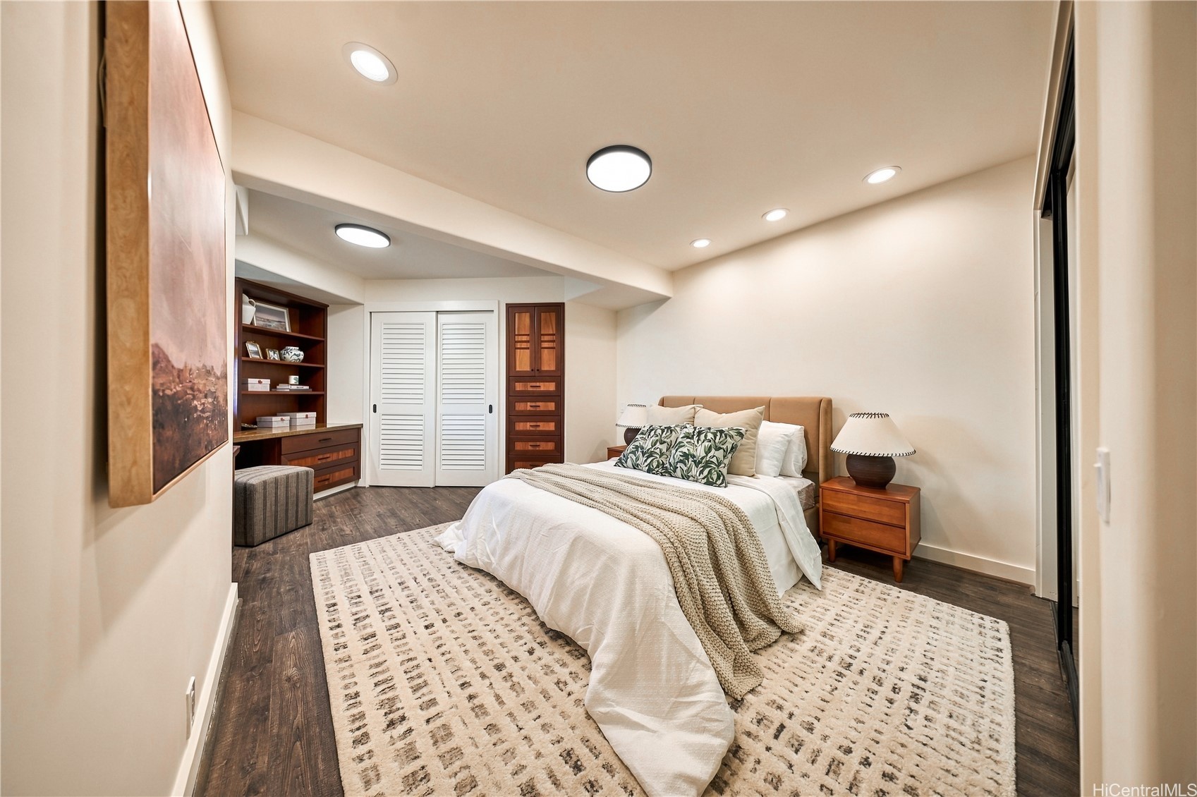 3210 Diamond Head Road 4