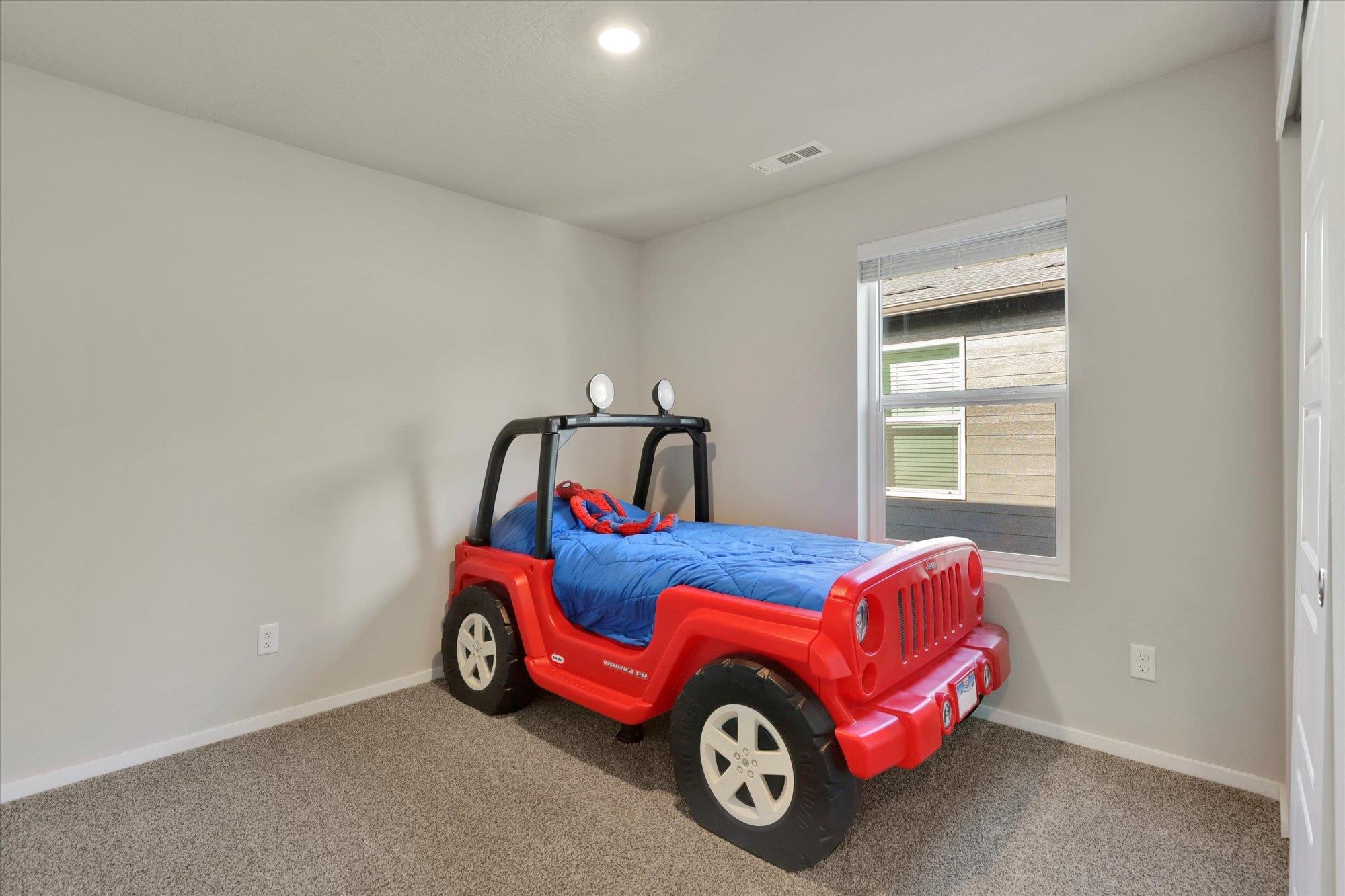 20625 E Meadow Spring Loop