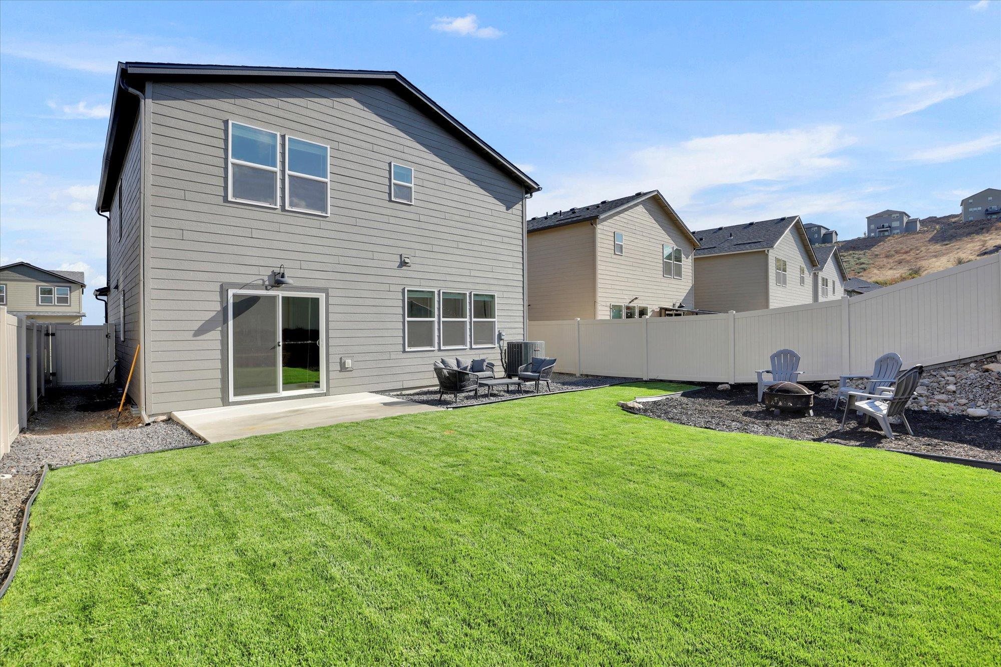 20625 E Meadow Spring Loop