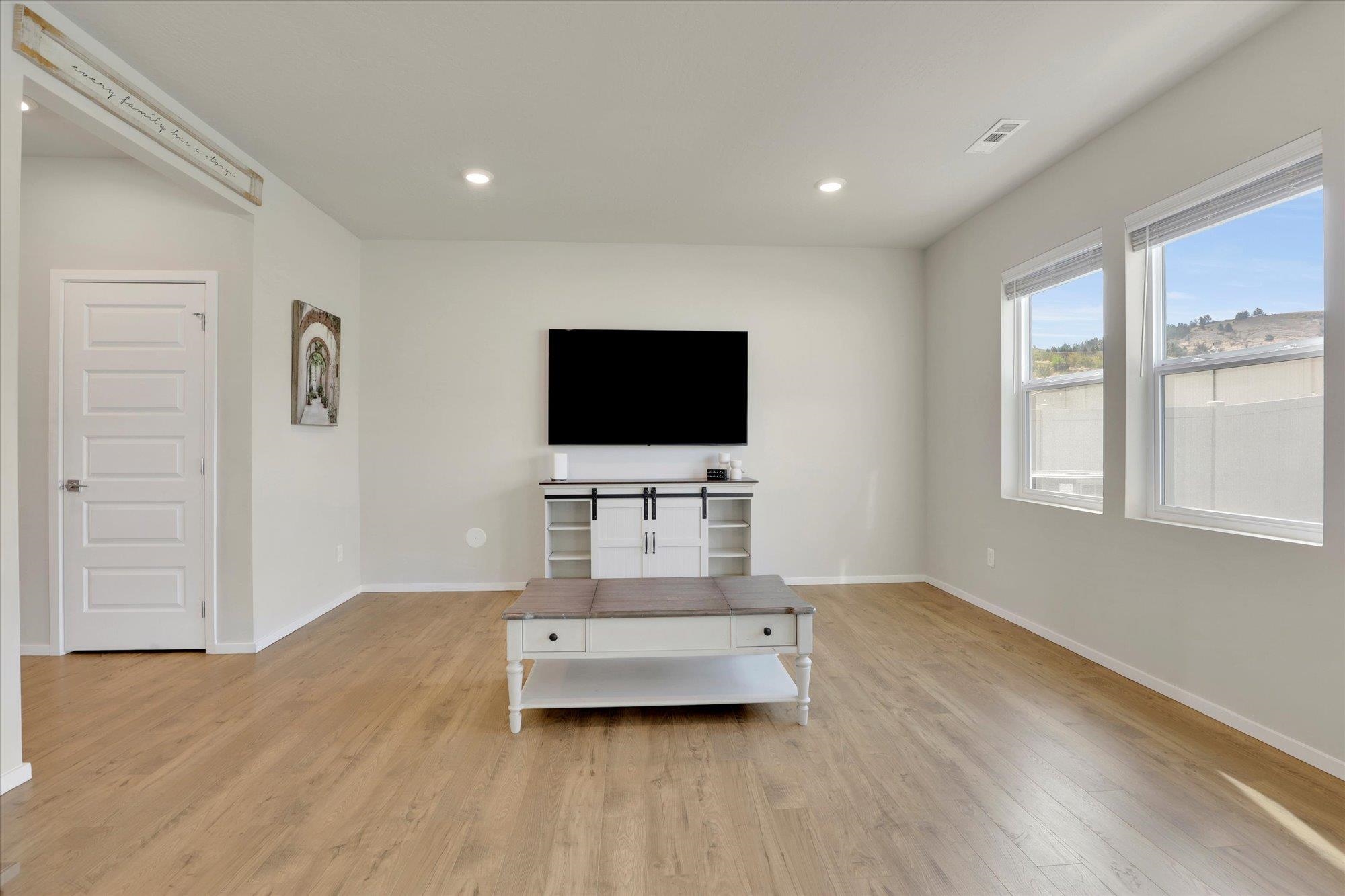 20625 E Meadow Spring Loop
