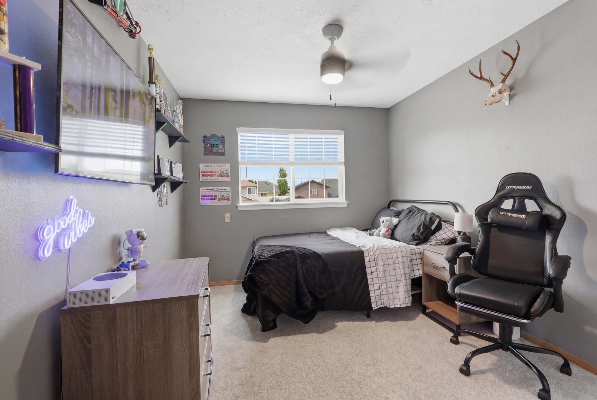 821 S SALISH Ct