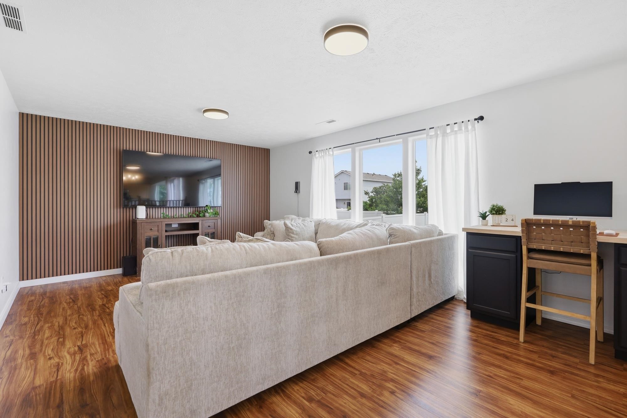 821 S SALISH Ct