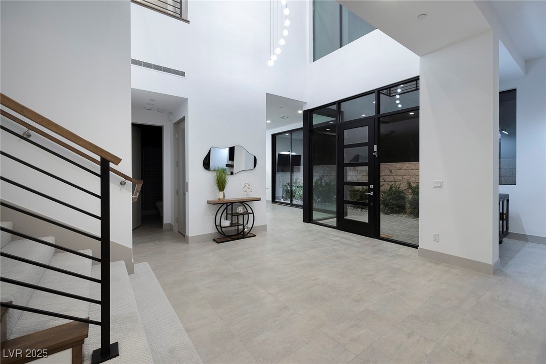 645 Overlook Rim Drive