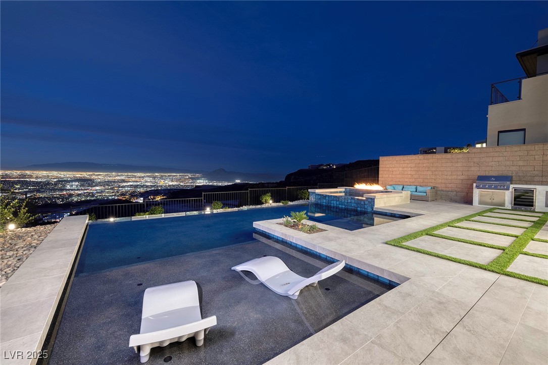 645 Overlook Rim Drive