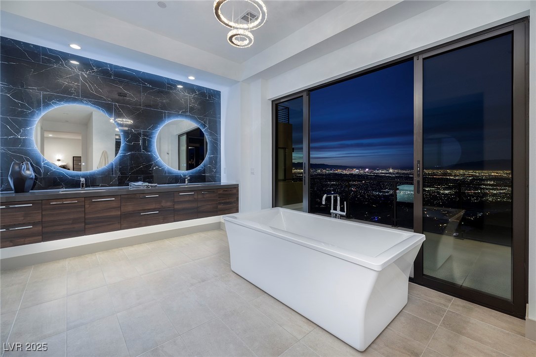 645 Overlook Rim Drive