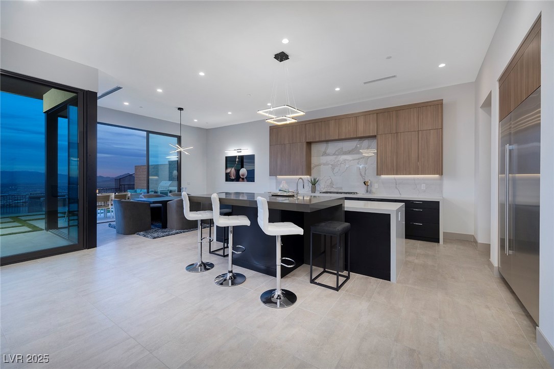 645 Overlook Rim Drive