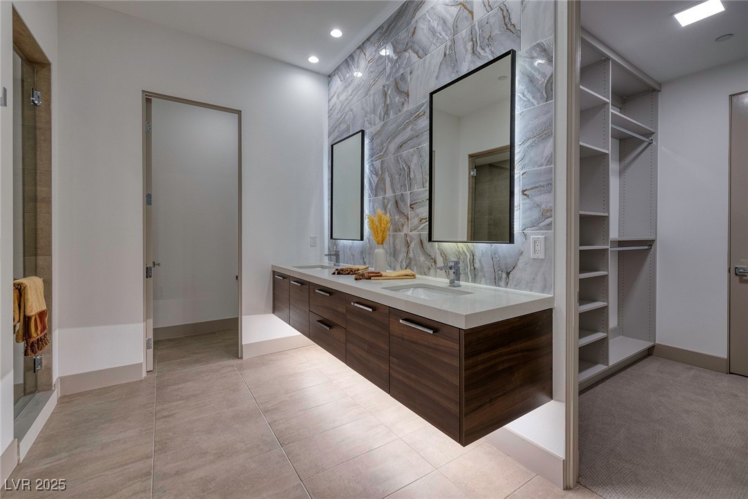 645 Overlook Rim Drive