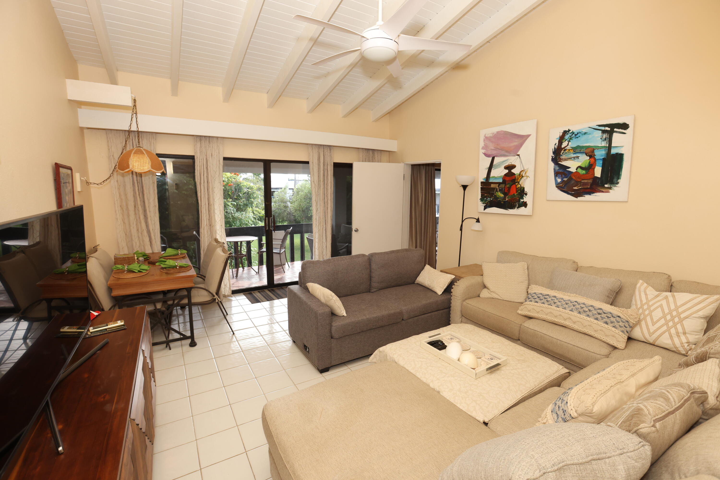 233-235 Carlton WE, Carlton, St. Croix Unit: 233-235