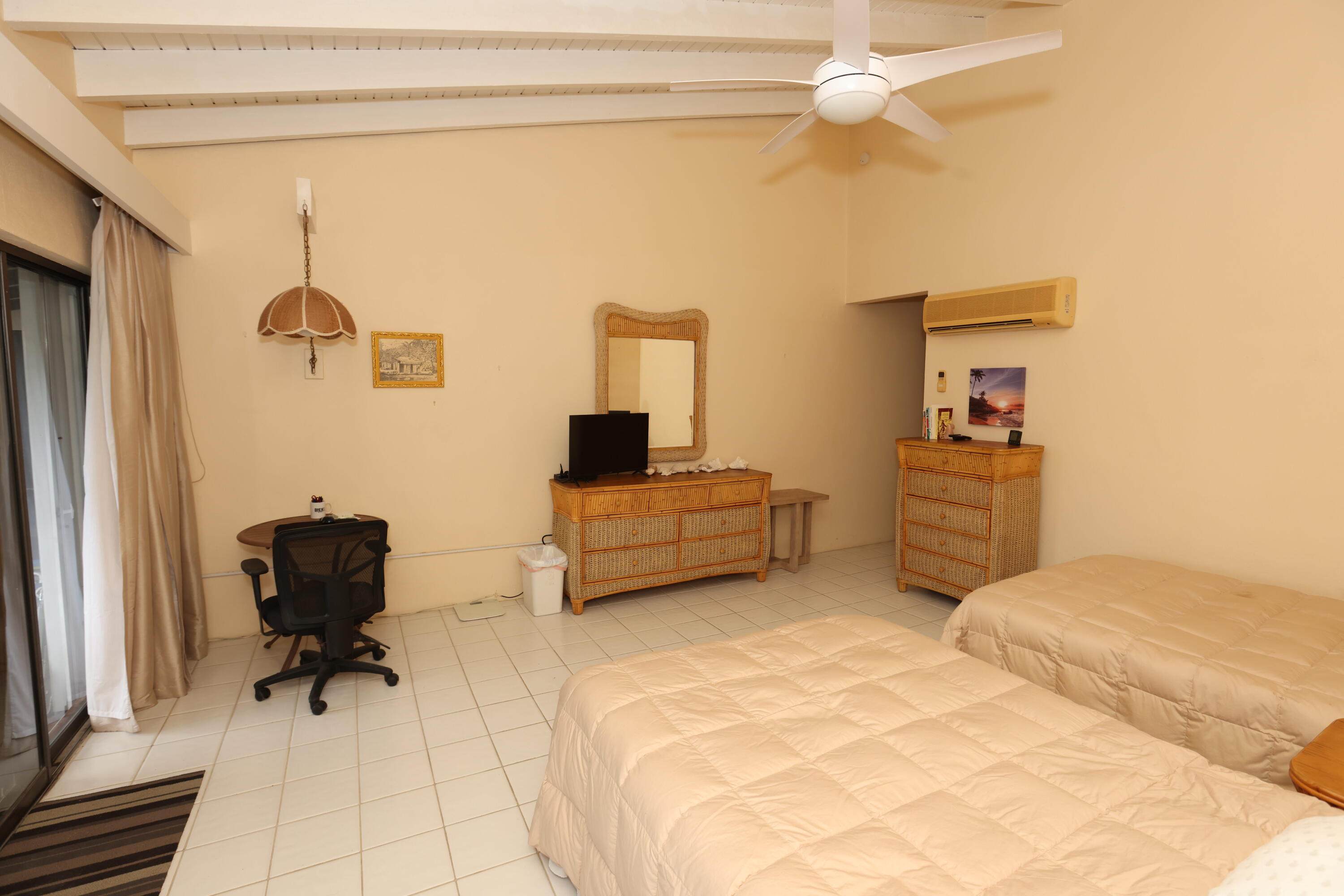 233-235 Carlton WE, Carlton, St. Croix Unit: 233-235