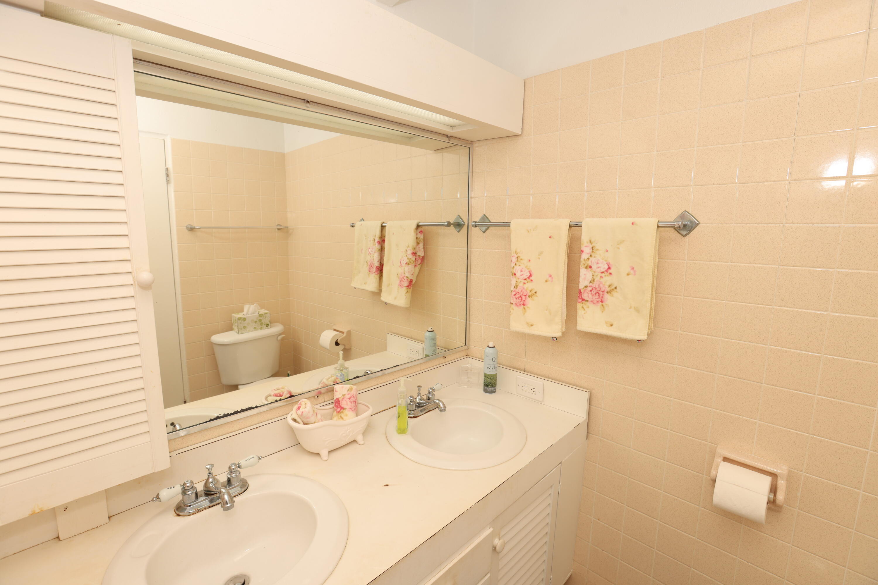 233-235 Carlton WE, Carlton, St. Croix Unit: 233-235
