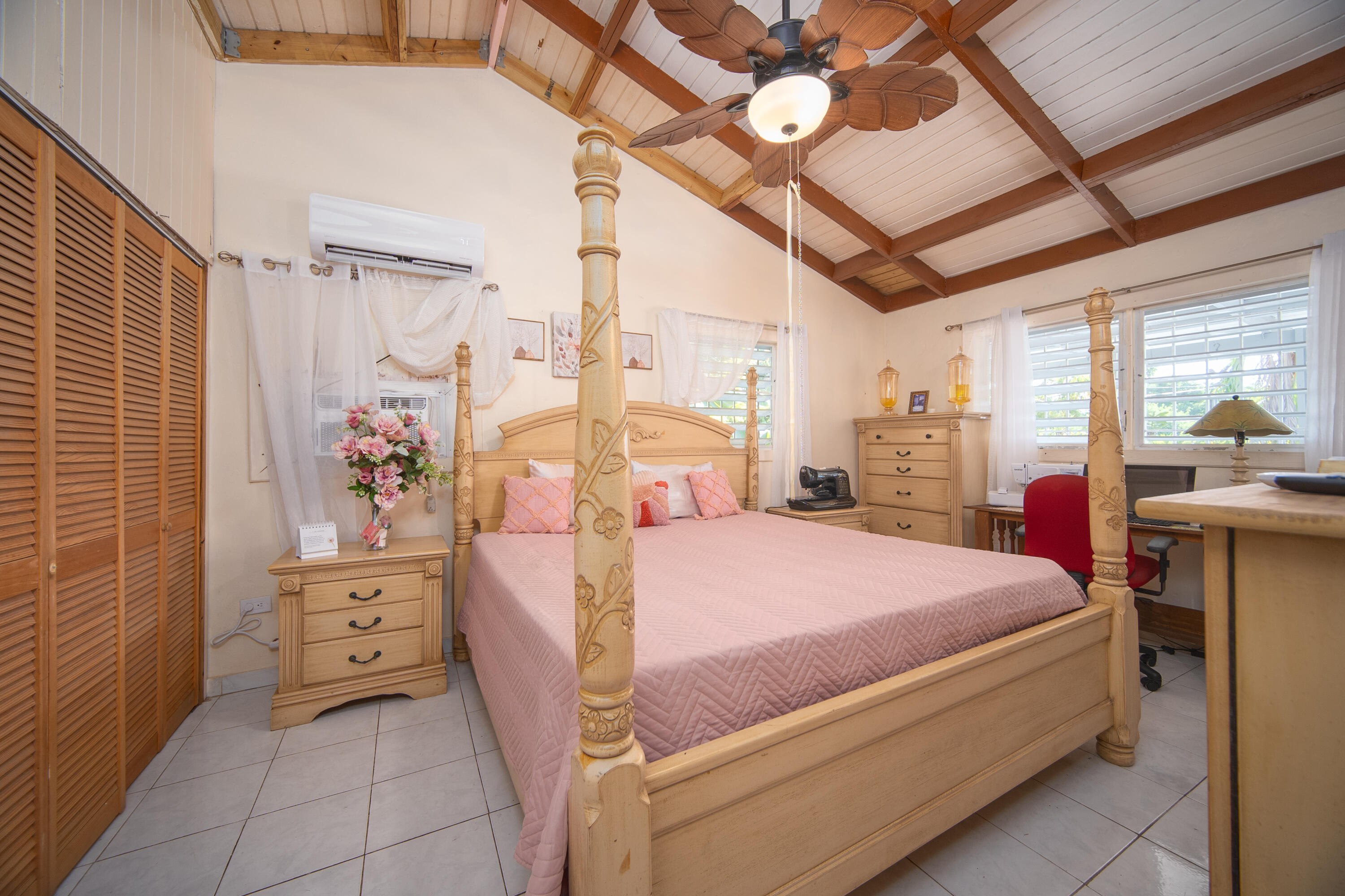 120 Rattan QU, 120, St. Croix Unit: 120