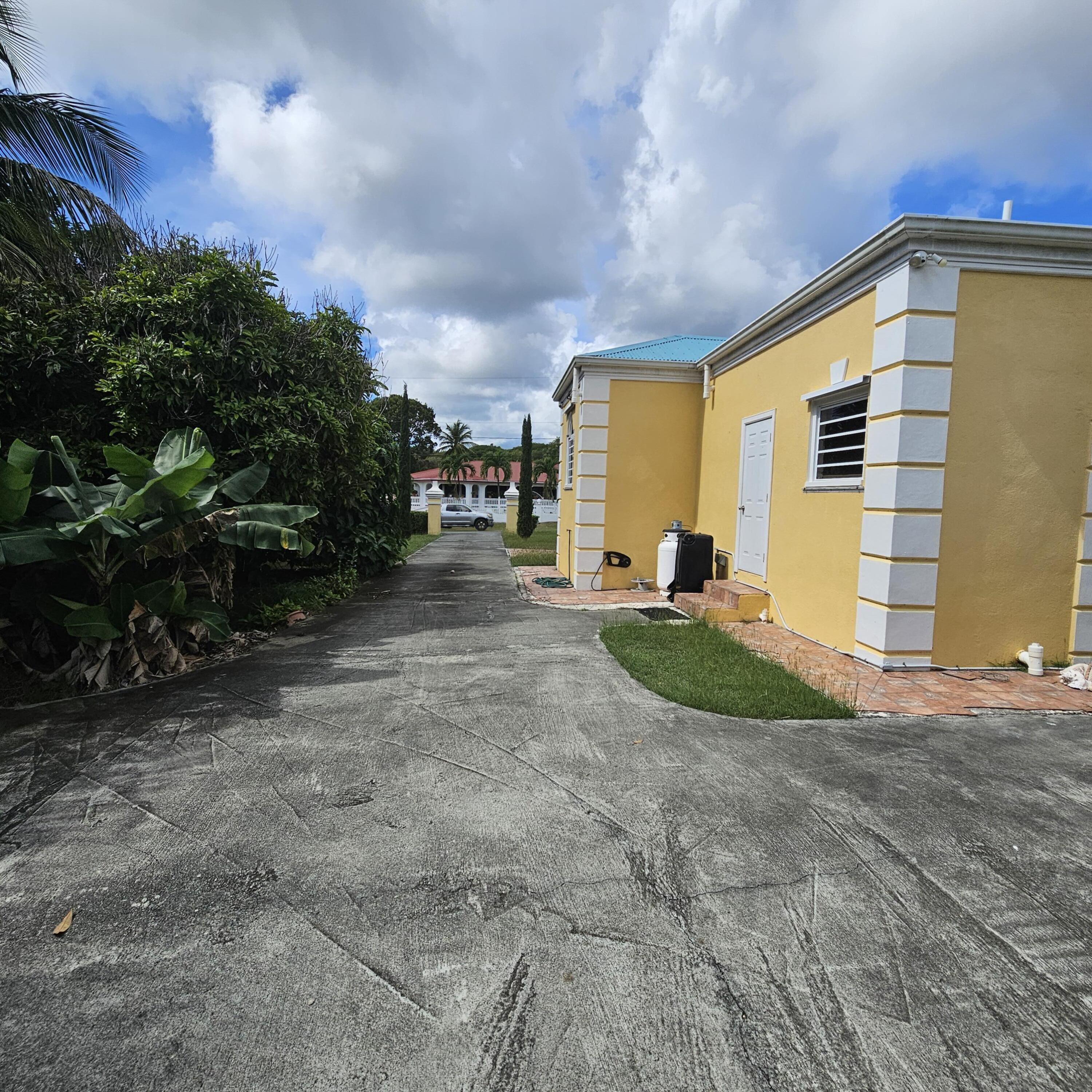 124 La Reine QU, St. Croix