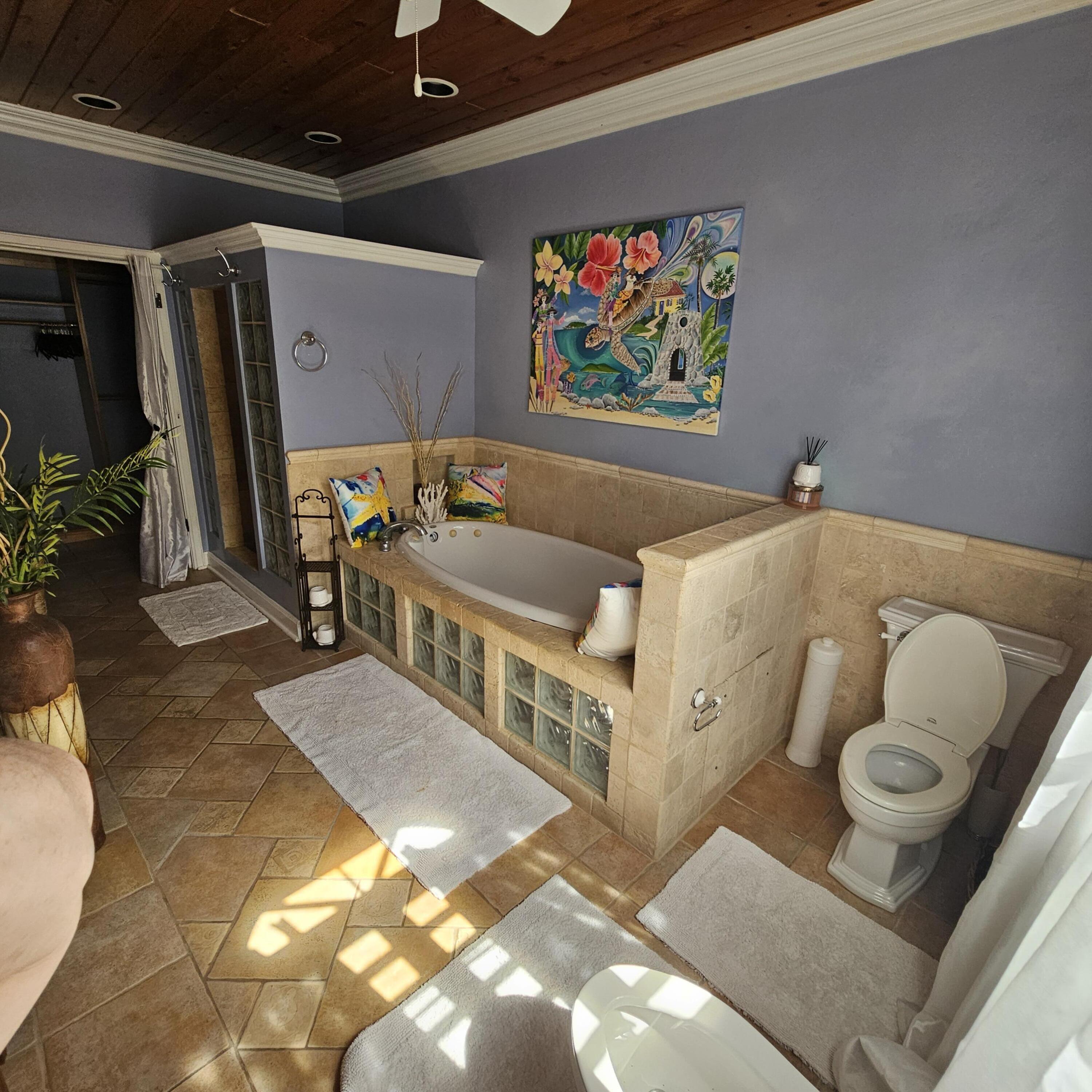 124 La Reine QU, St. Croix