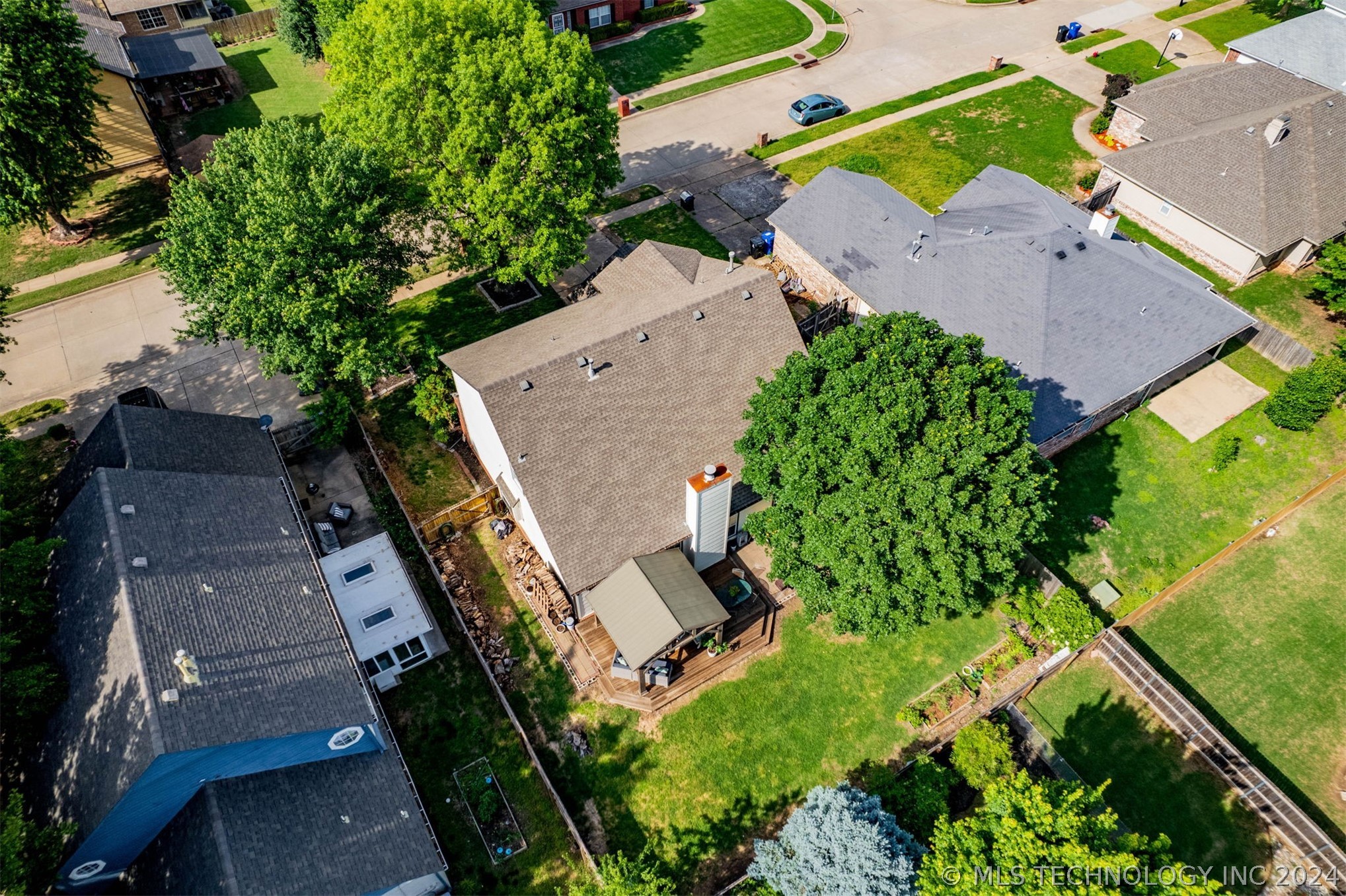 4505 W Urbana Court
