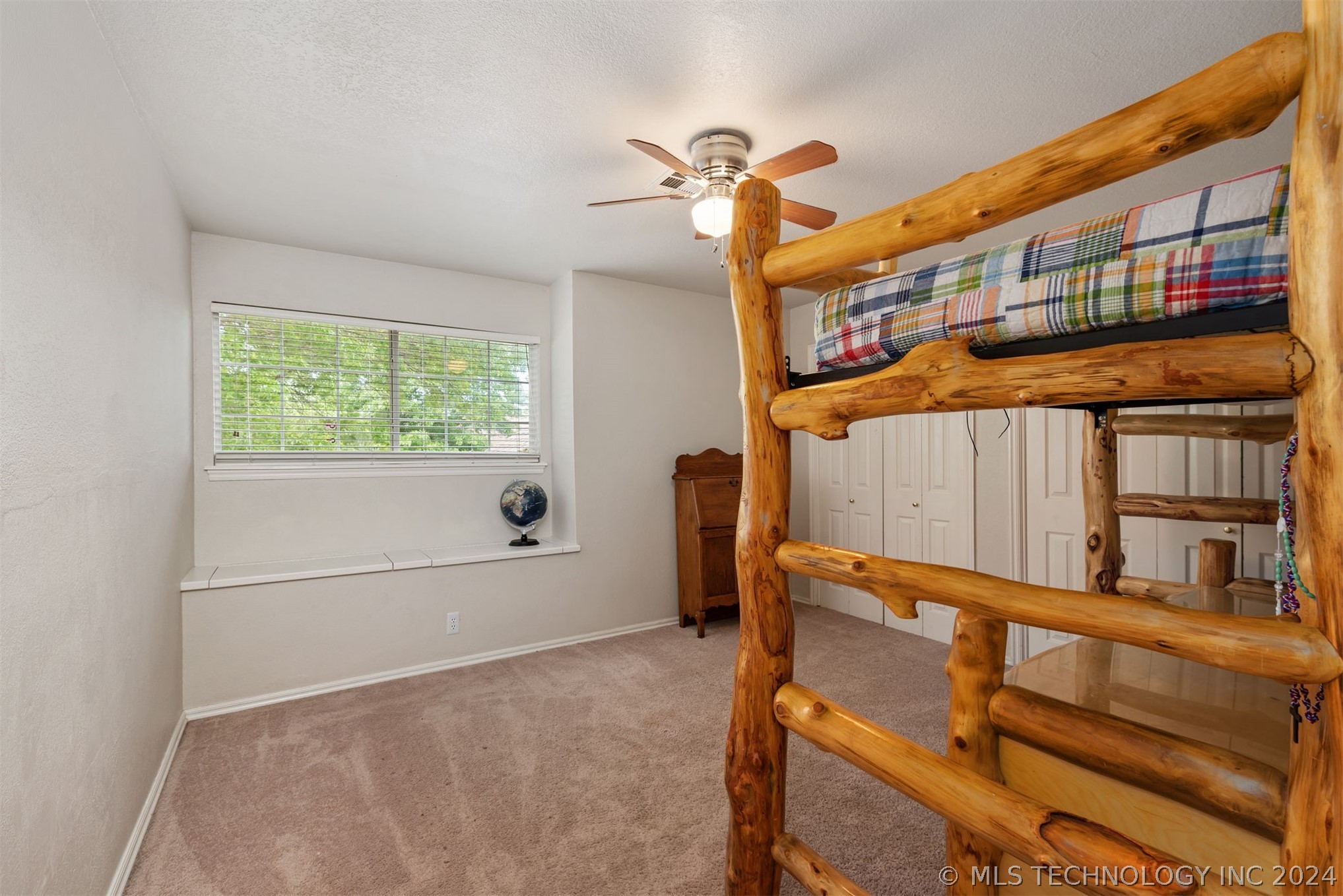 4505 W Urbana Court