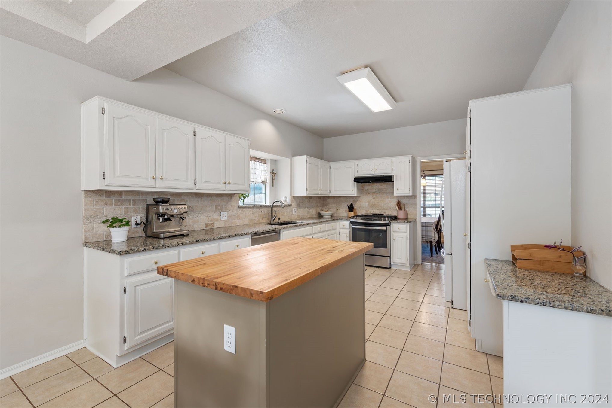 4505 W Urbana Court