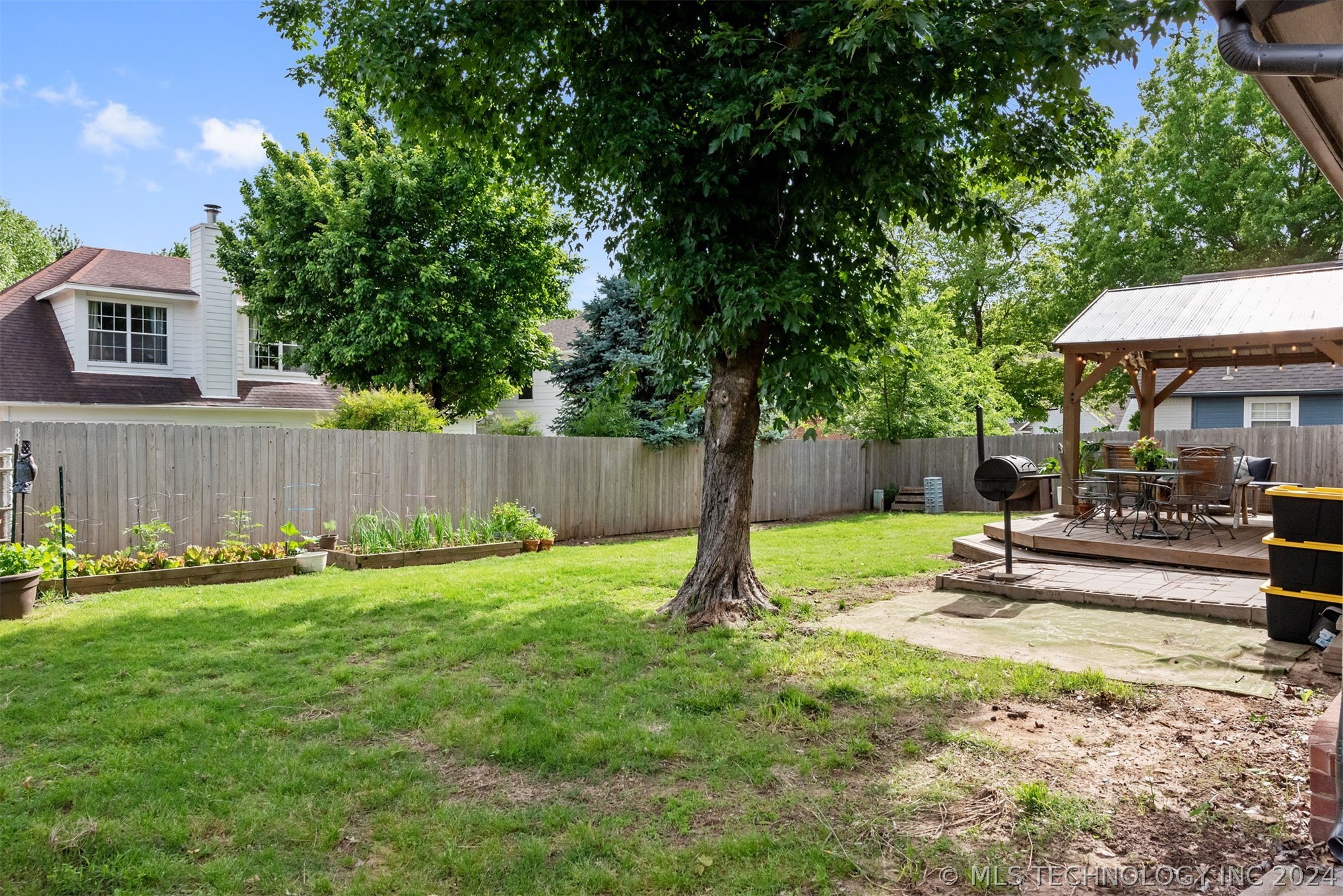 4505 W Urbana Court