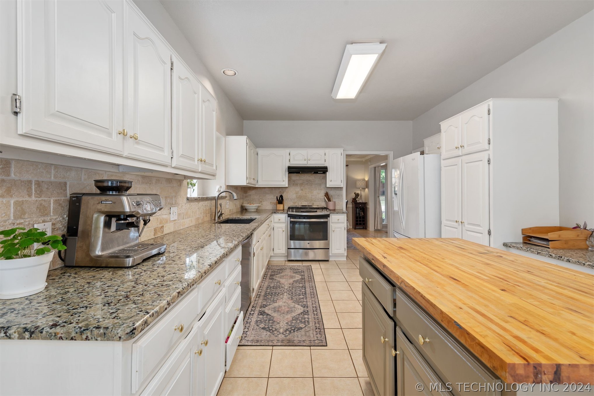 4505 W Urbana Court
