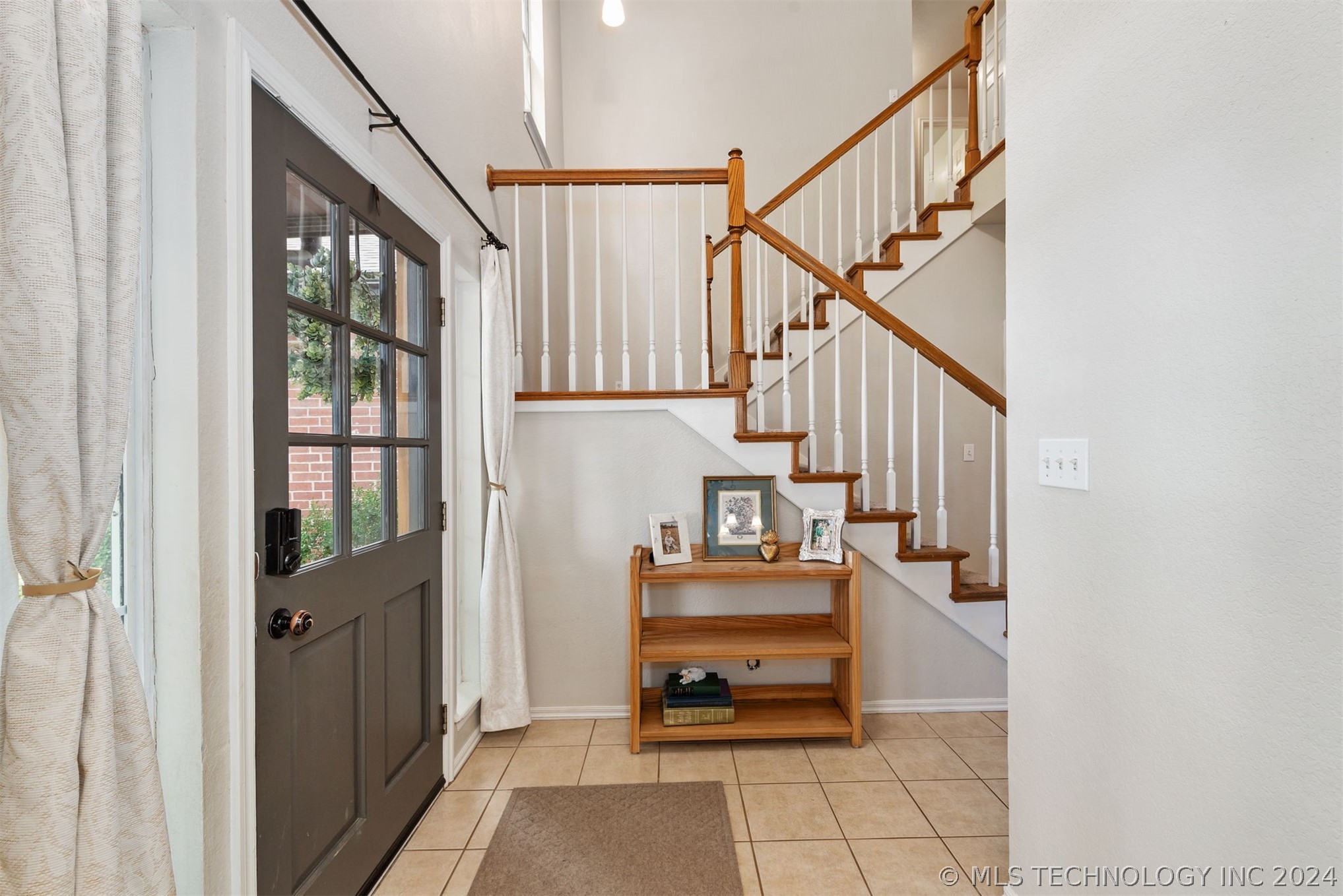 4505 W Urbana Court