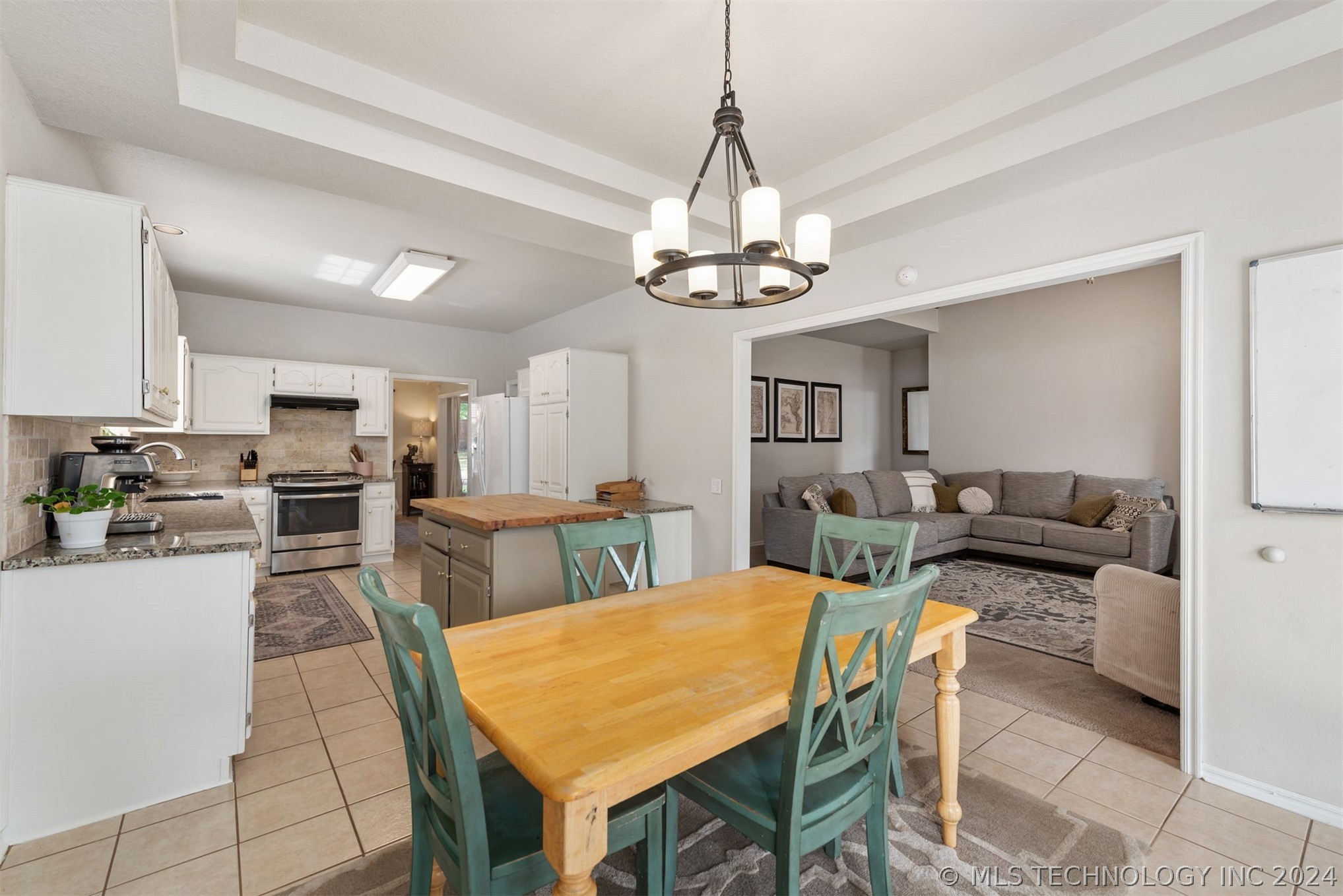 4505 W Urbana Court