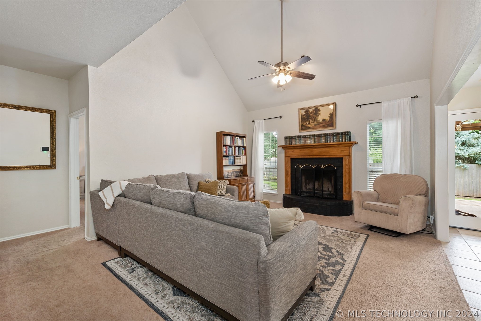 4505 W Urbana Court