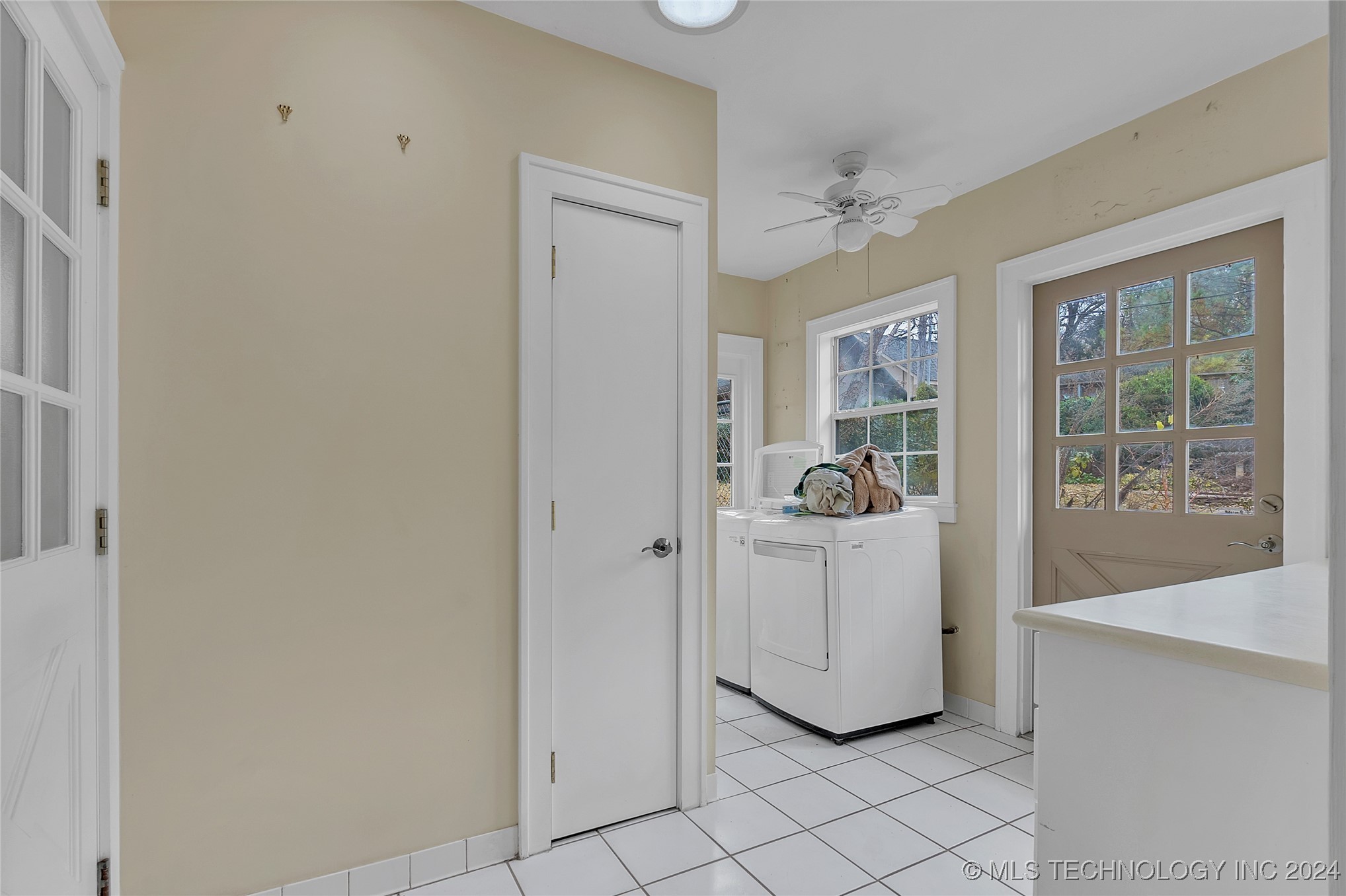 232 Sunset Drive