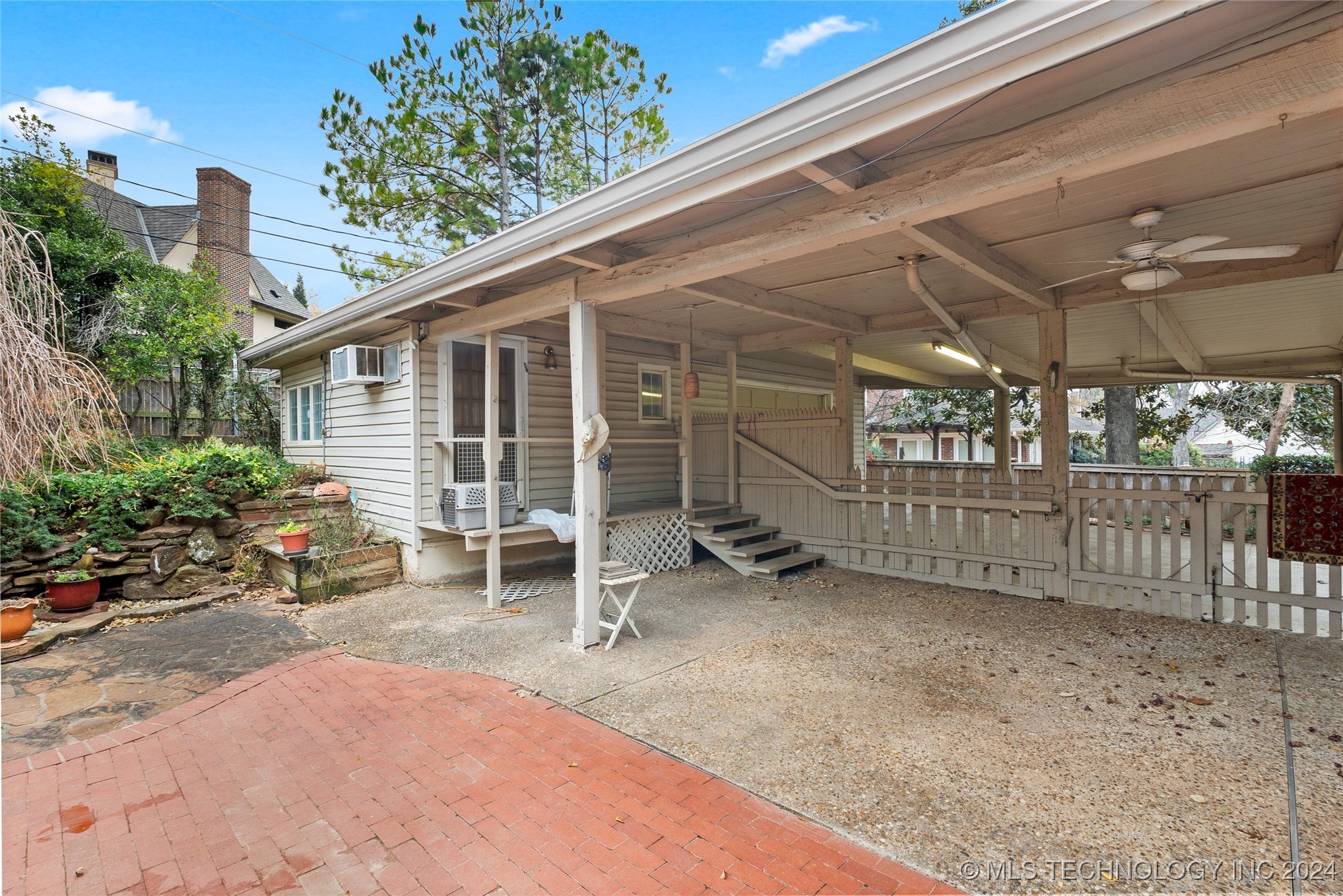 232 Sunset Drive