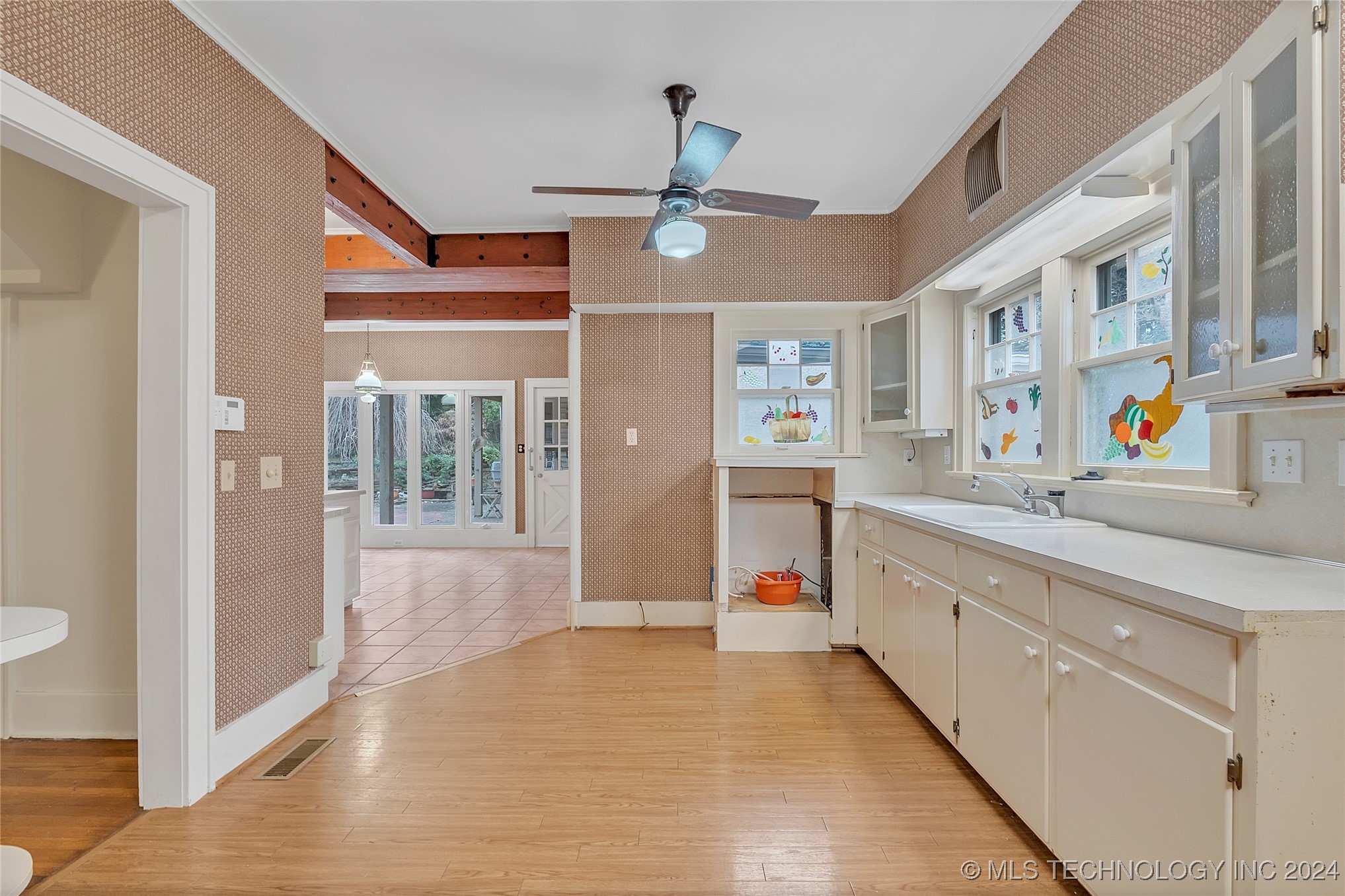 232 Sunset Drive