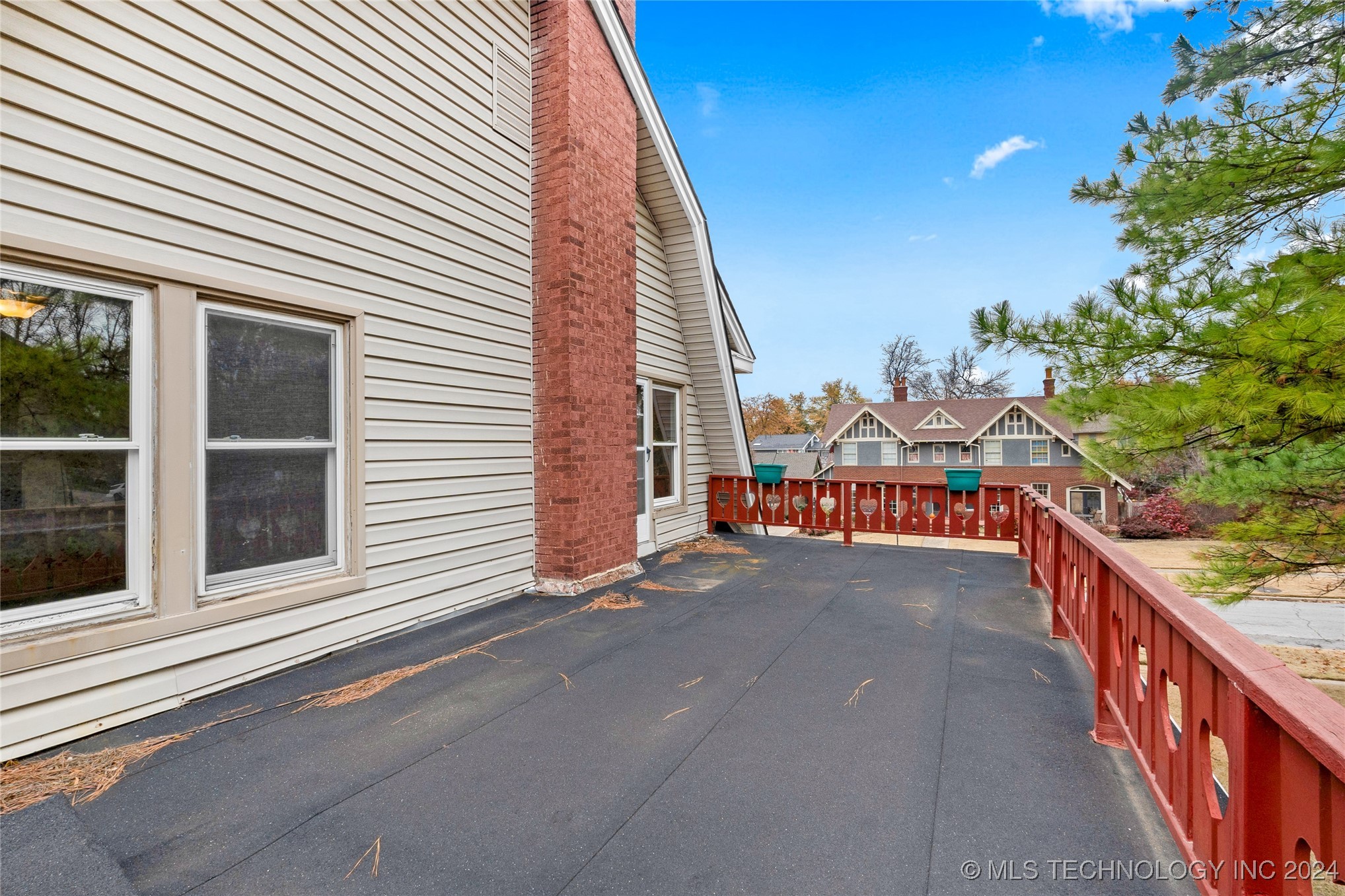 232 Sunset Drive