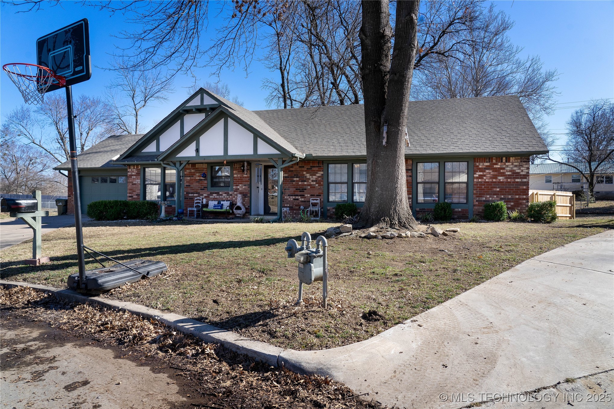 1202 Oklahoma Place