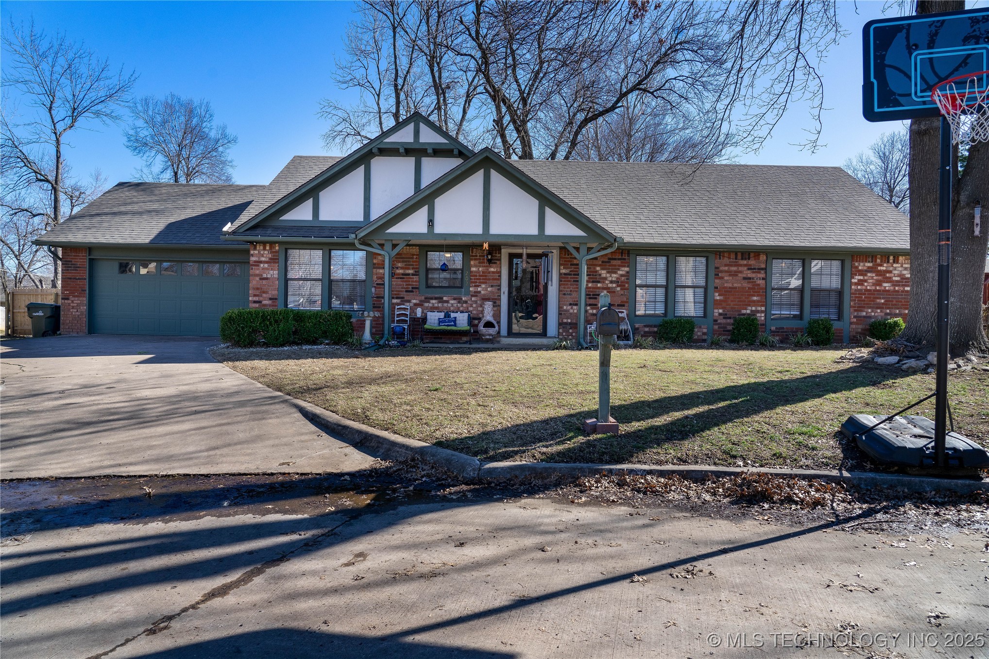 1202 Oklahoma Place