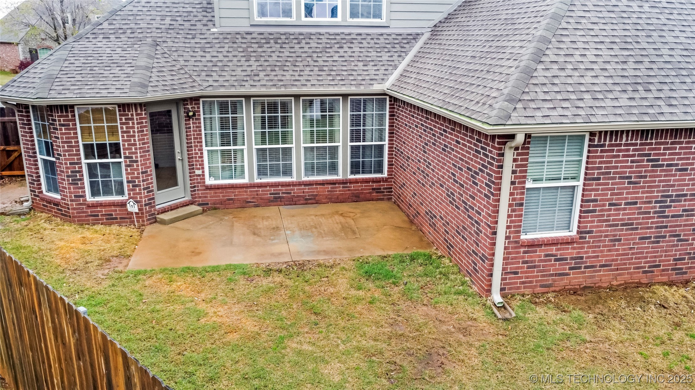 413 W 120th Place