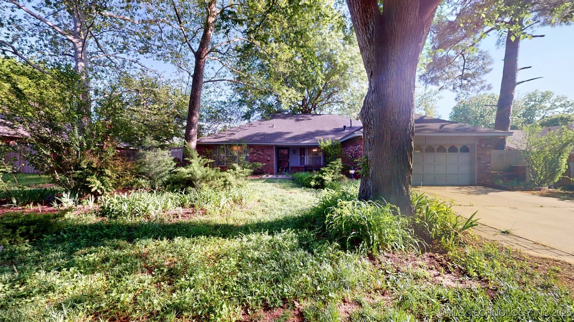905 W Glenwood Street