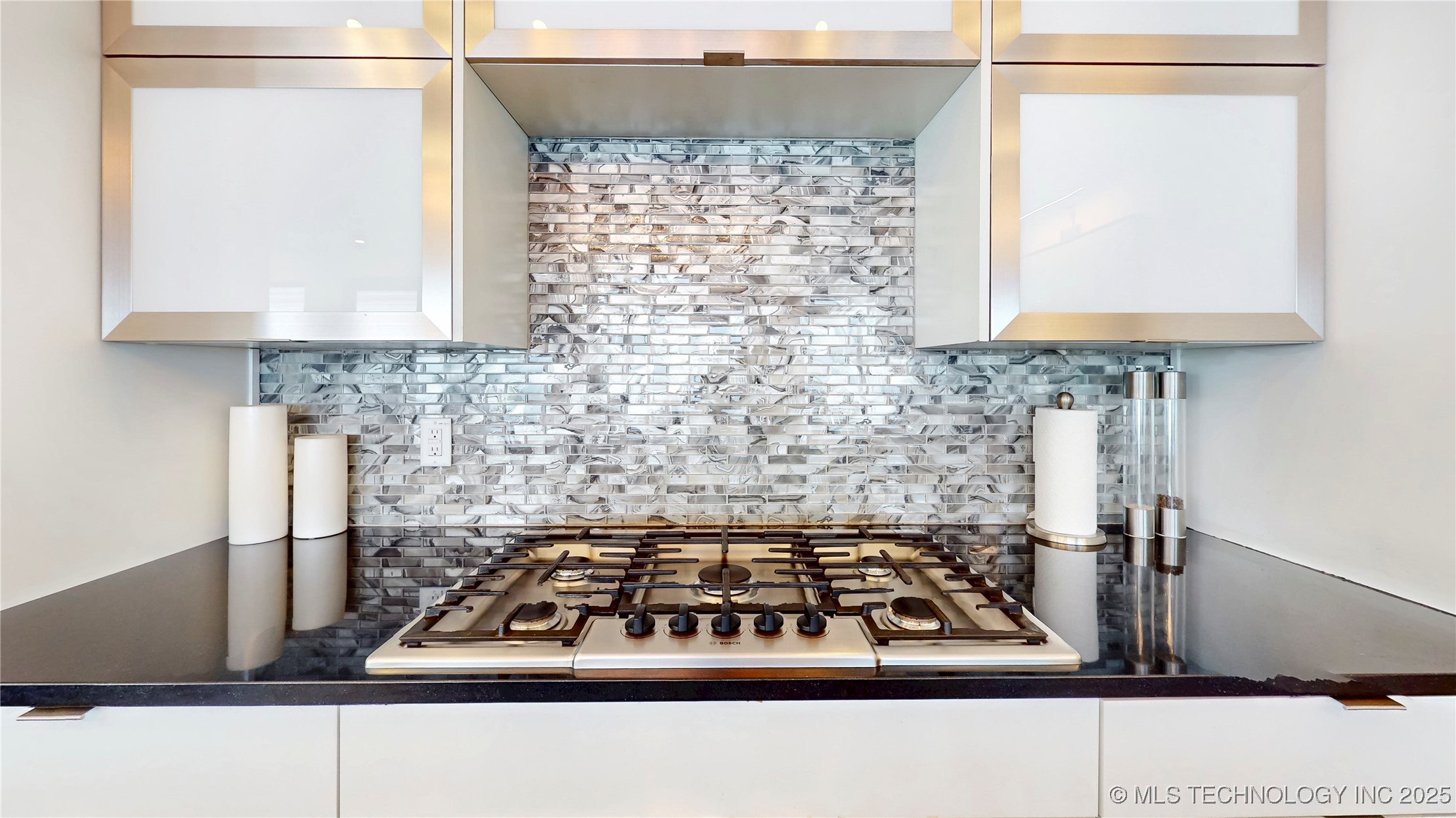 1412 S Cheyenne Avenue