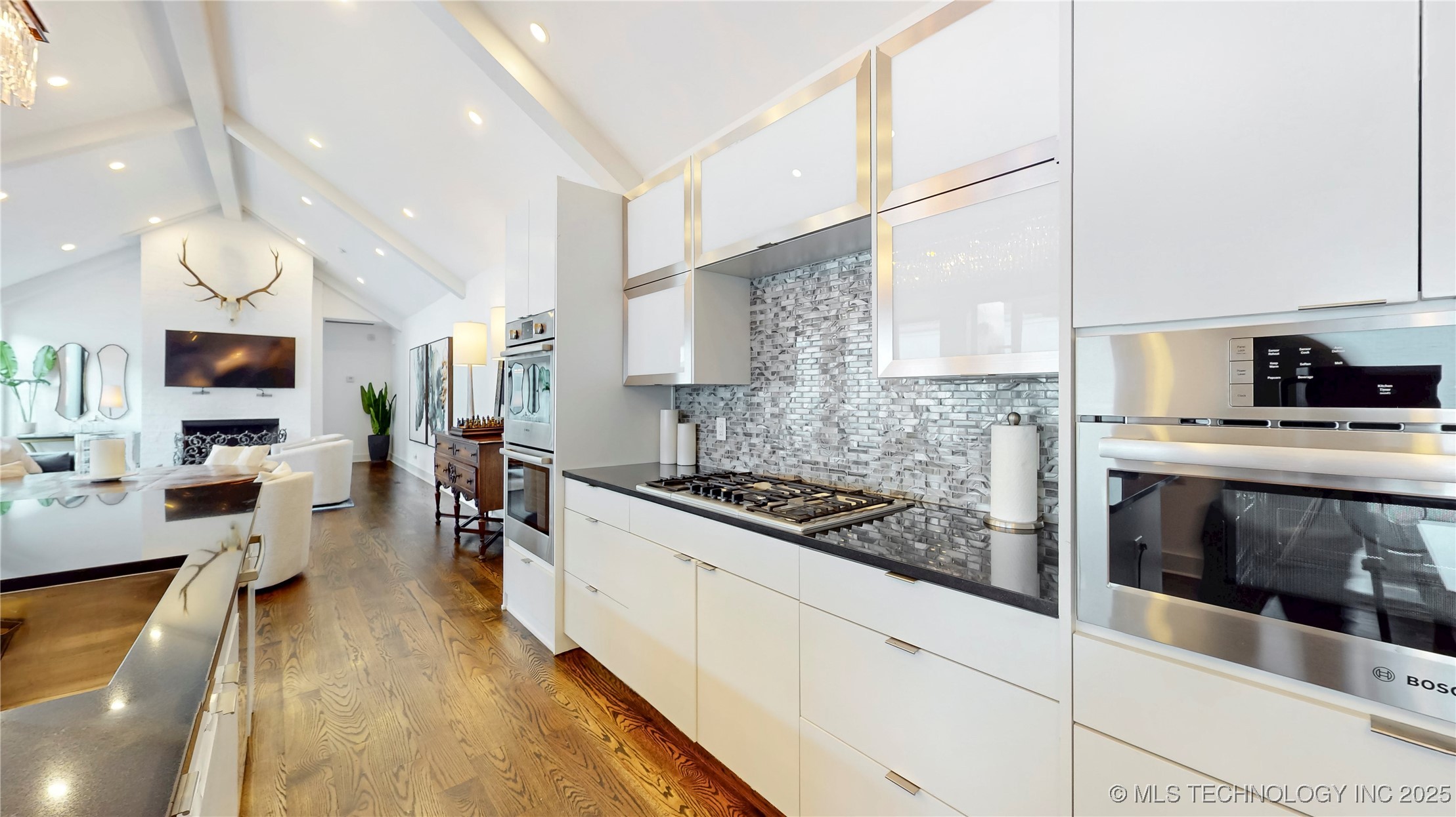 1412 S Cheyenne Avenue