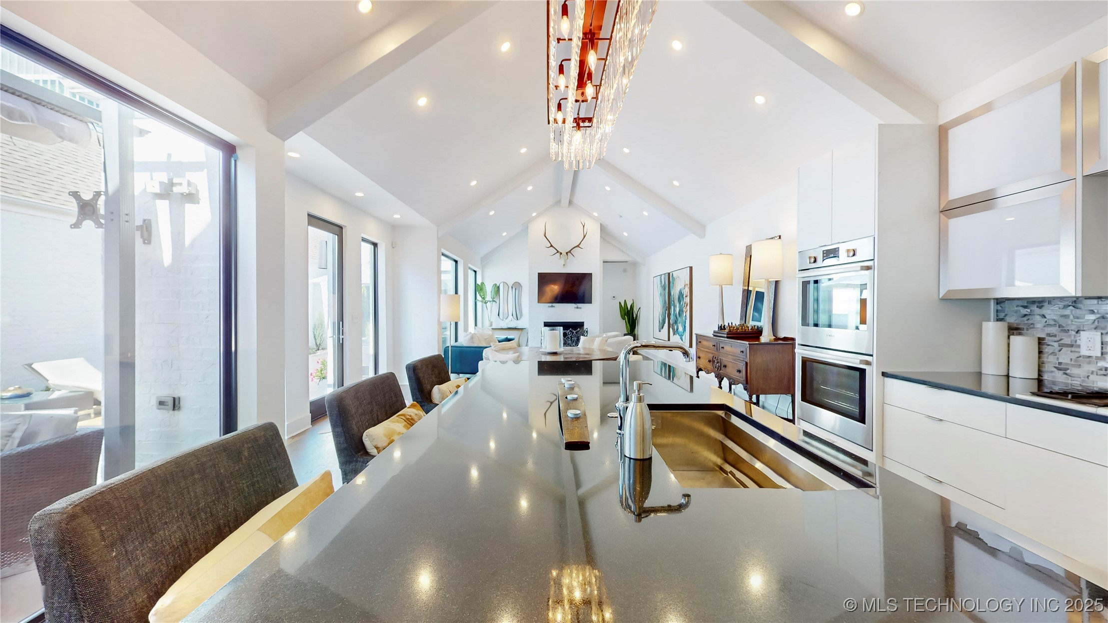 1412 S Cheyenne Avenue