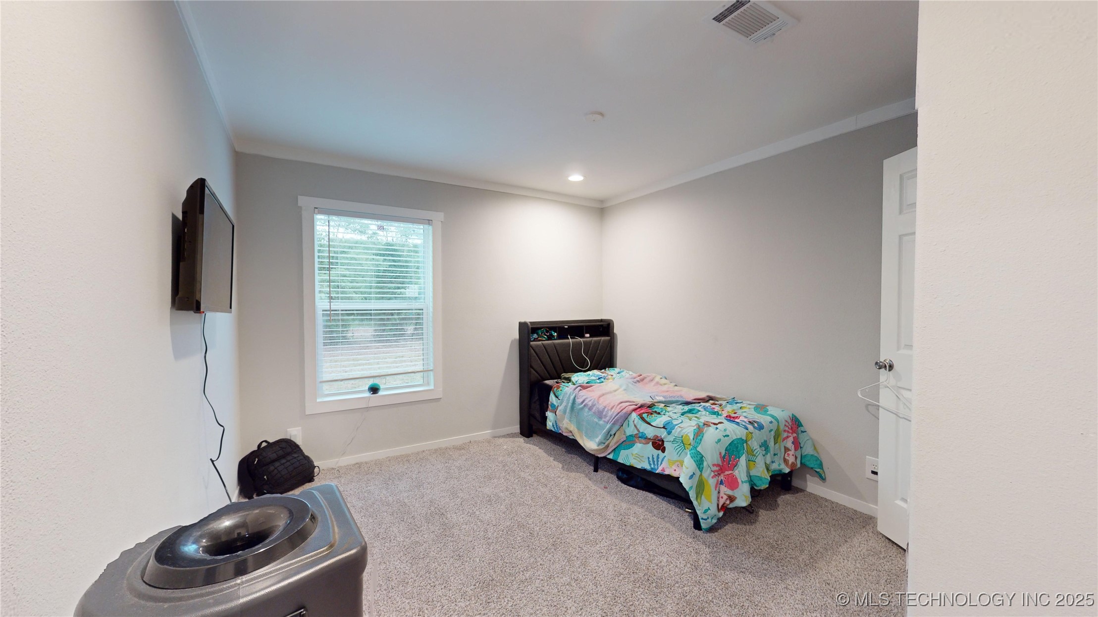 5637 W 80th Street