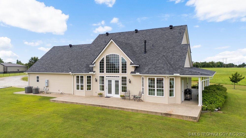 37700 Garretts Lake
