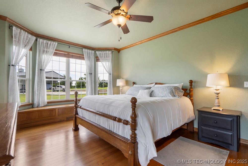 37700 Garretts Lake