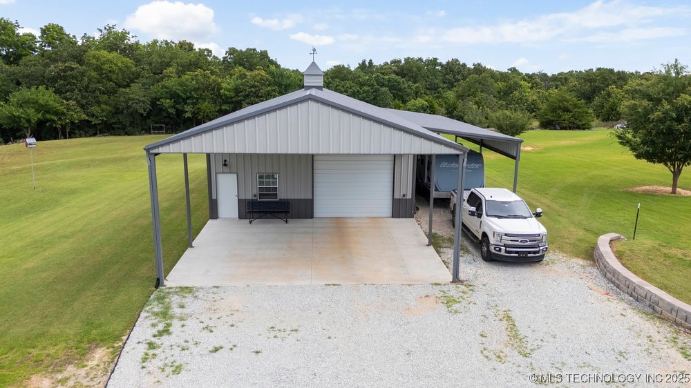 37700 Garretts Lake