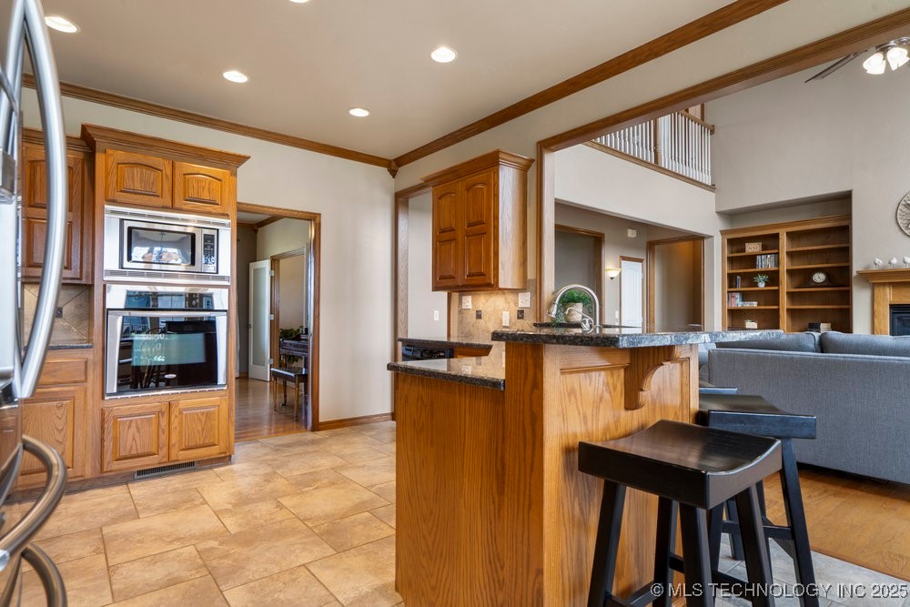 37700 Garretts Lake