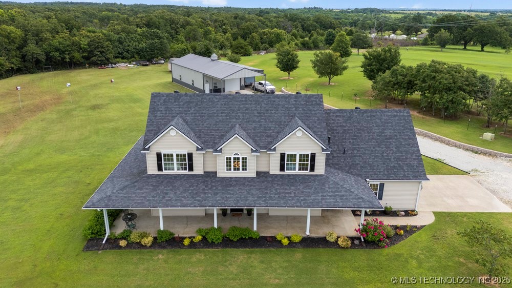 37700 Garretts Lake