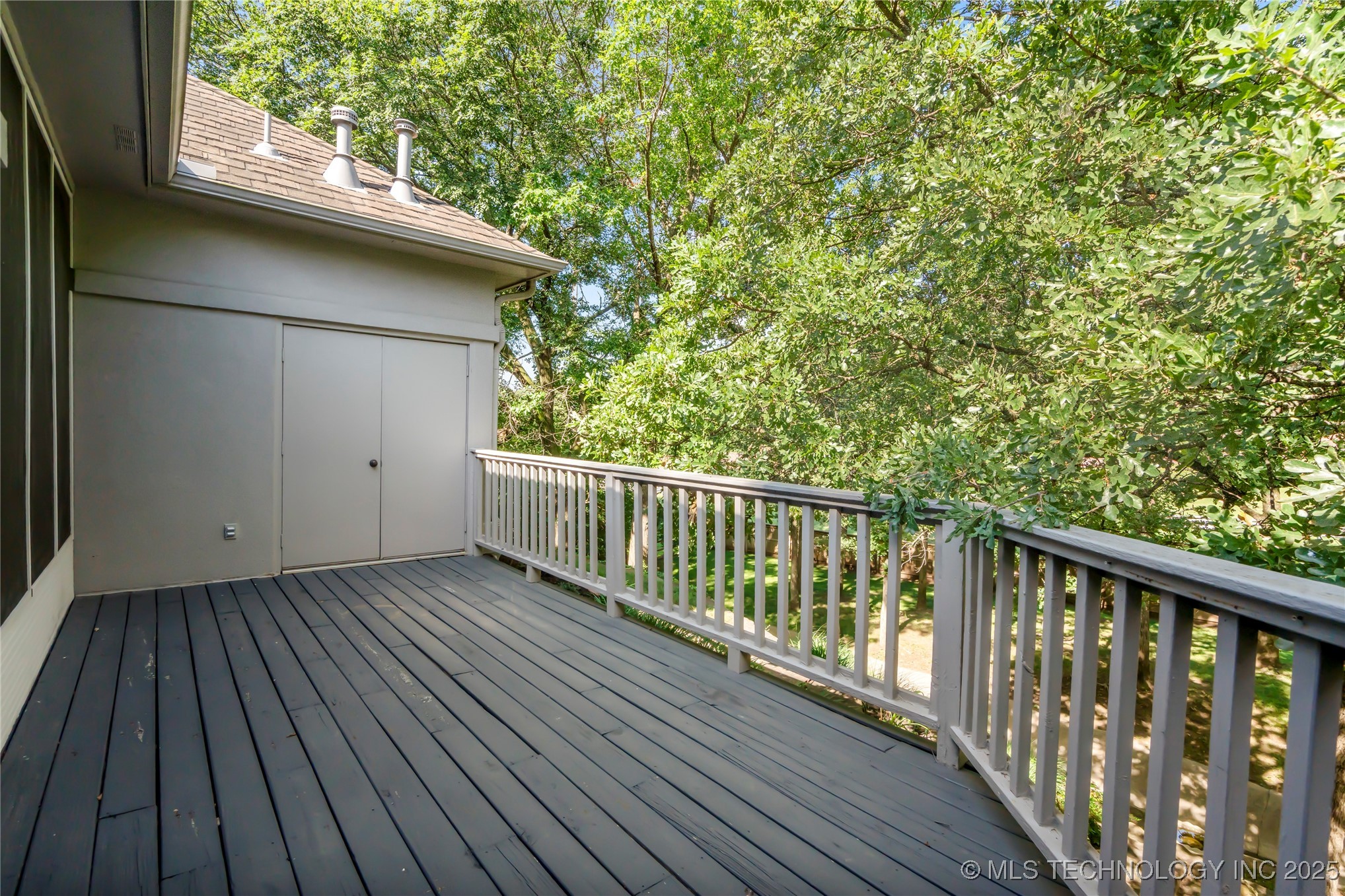 11712 S Allegheny Avenue